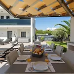 Simba Villa