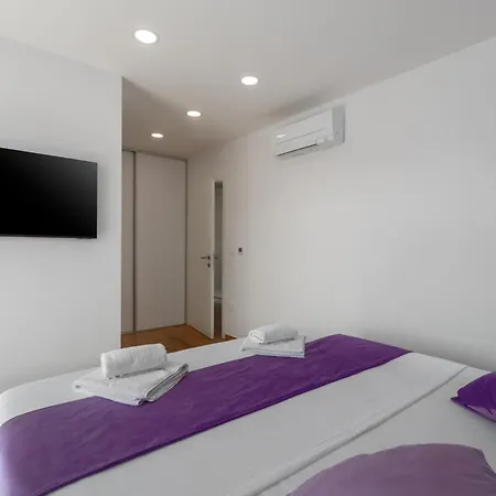 Simba Villa Tar-Vabriga