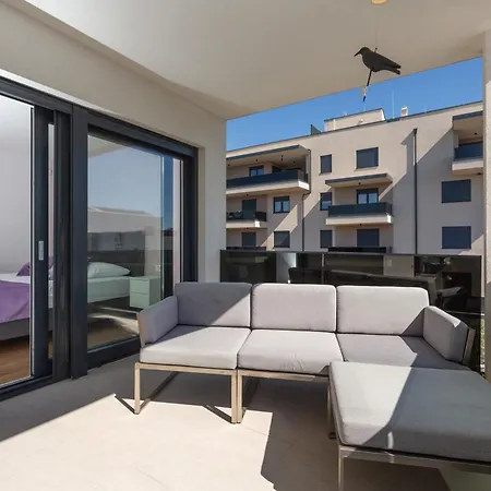 Simba Villa Tar-Vabriga