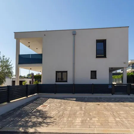 Simba Villa *