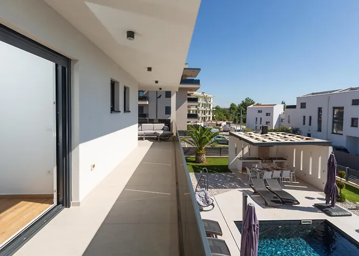 Simba Villa Tar-Vabriga