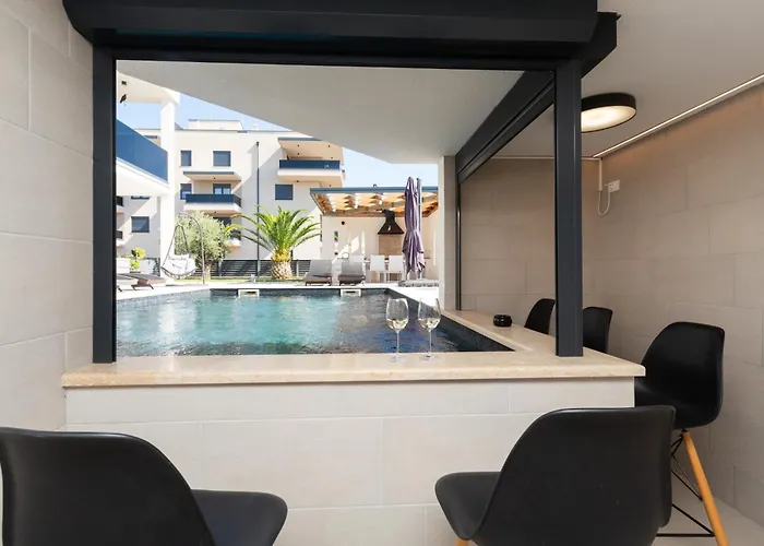 Simba Villa Tar-Vabriga